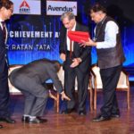 Narayana Murthy Touches Ratan Tata’s Feet, Twitter Applauds Gesture